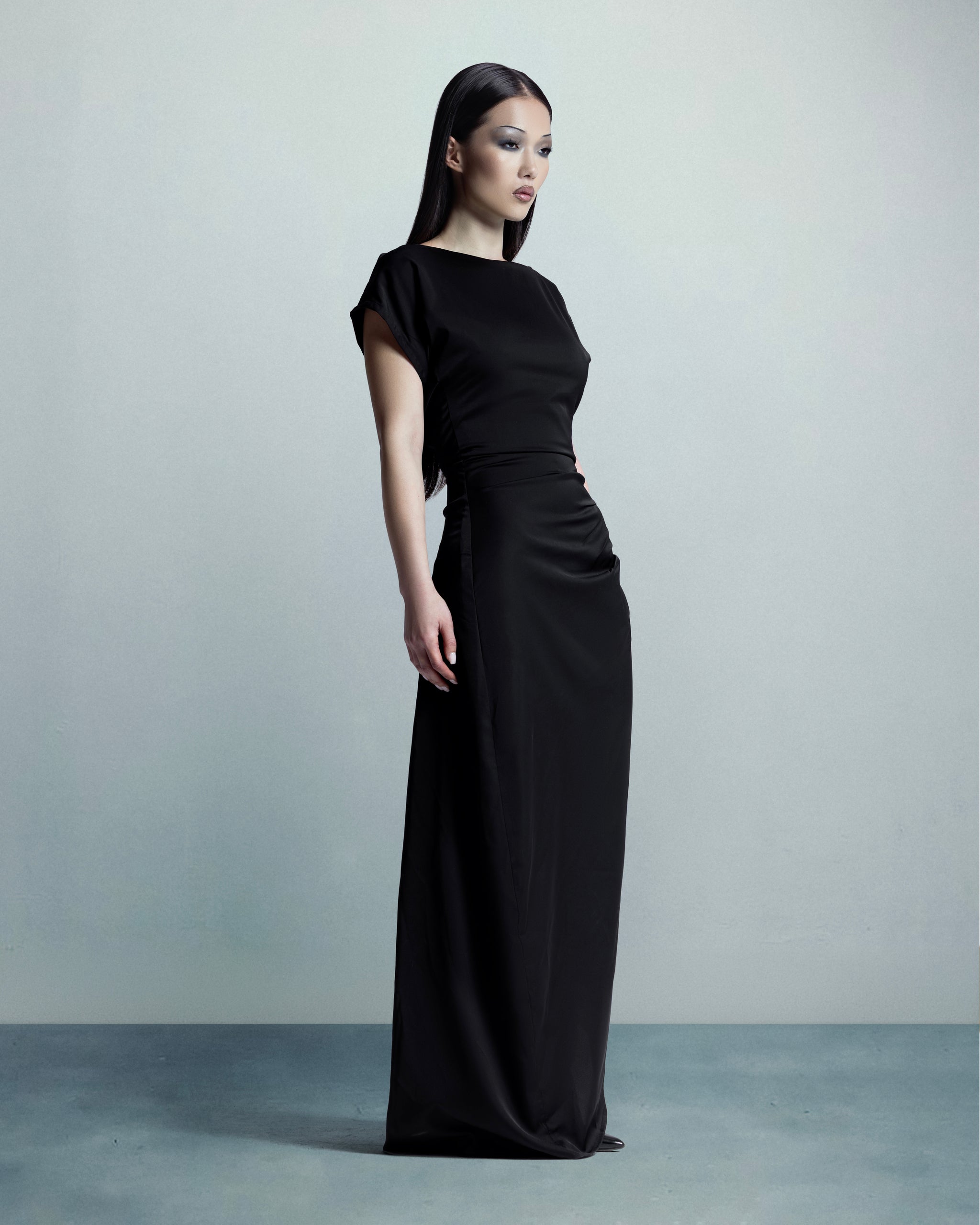 The eighteen five dress
