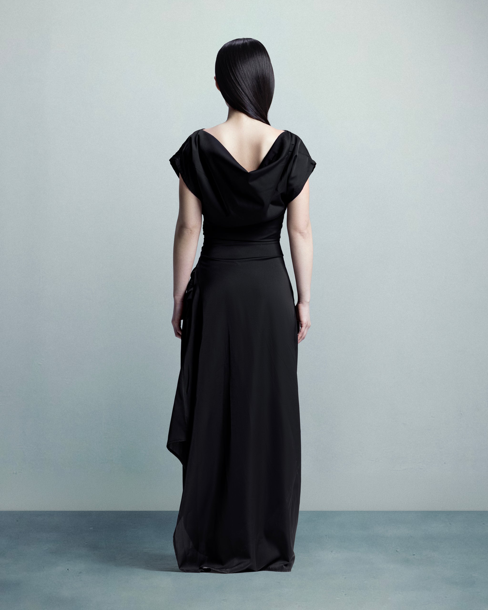 The eighteen five dress