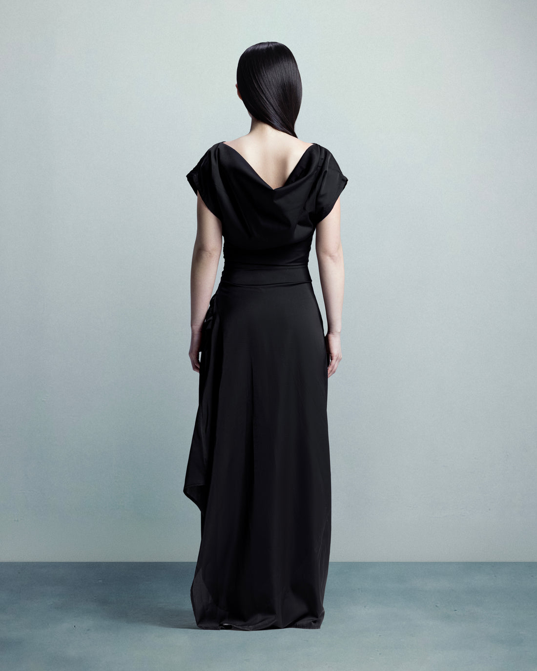 The eighteen five dress