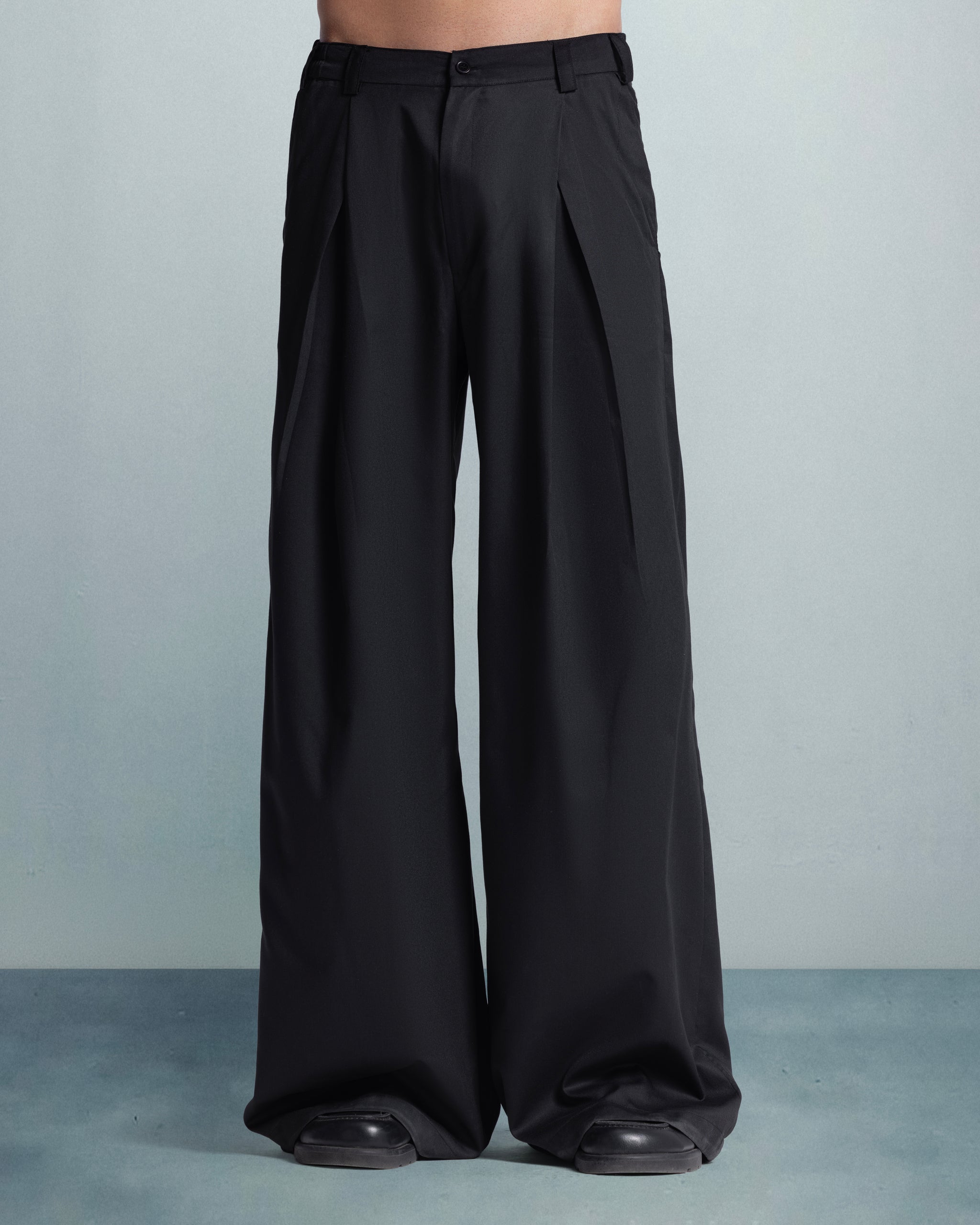The ten eight trousers